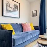 Am 202 Apartment